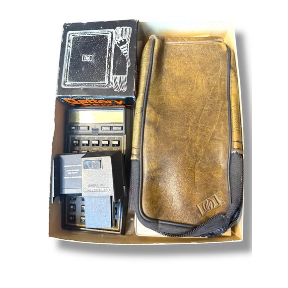 Vintage Hewlett-Packard HP-41CV Lot: Calculator, Accessories - Picture 3 of 6